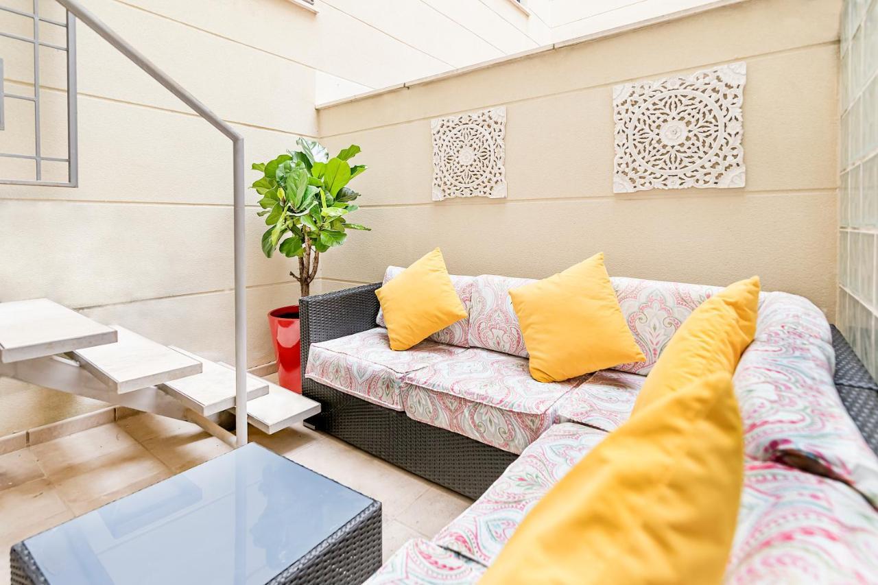 Maba/Private Backyard/Walk To Downtown/Large Smart Tv Apartamento Málaga Exterior foto